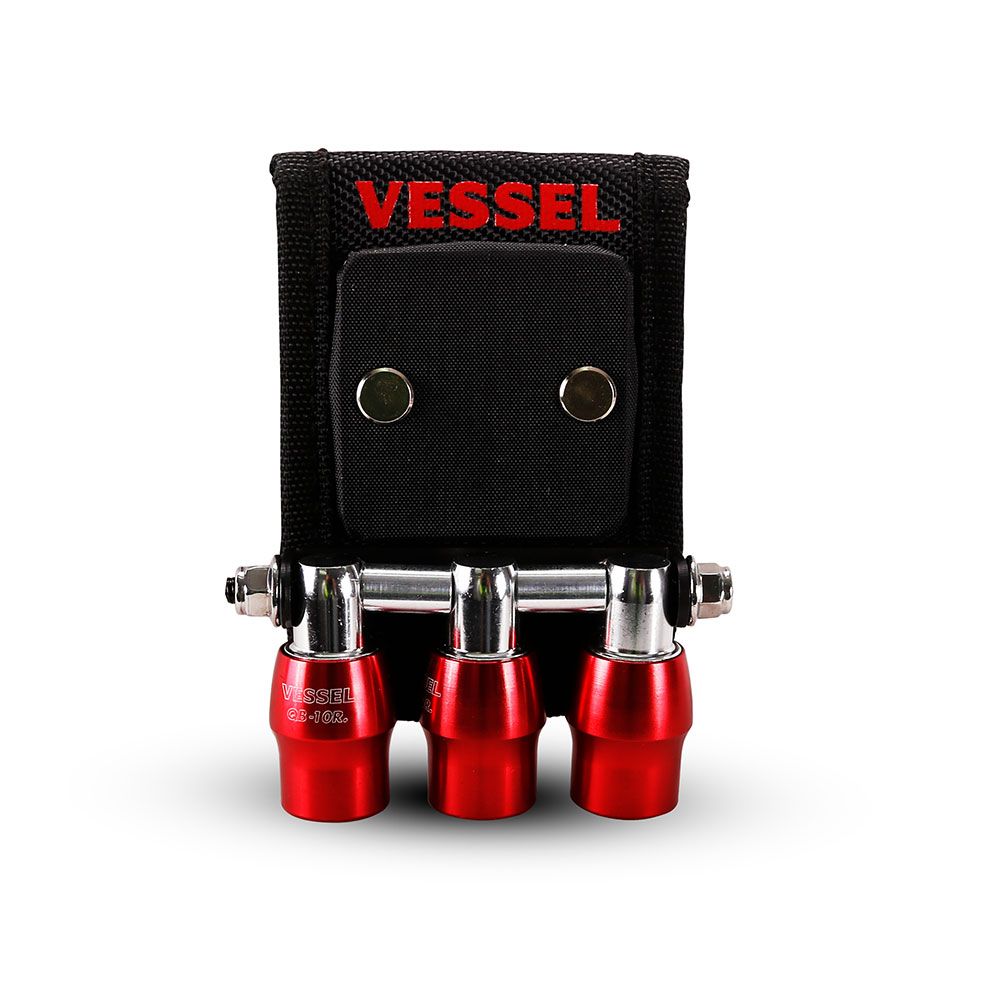 Vessel QB-10MB3R (220791) Quick Catcher Triple Holder with Magnet (Red)